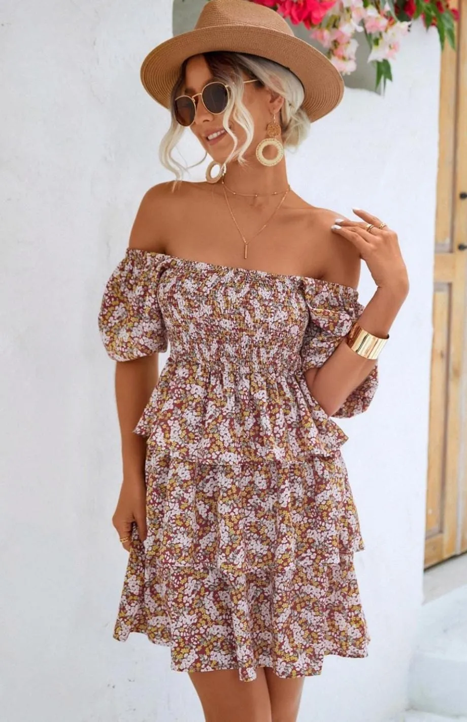Robe Courte À Volant